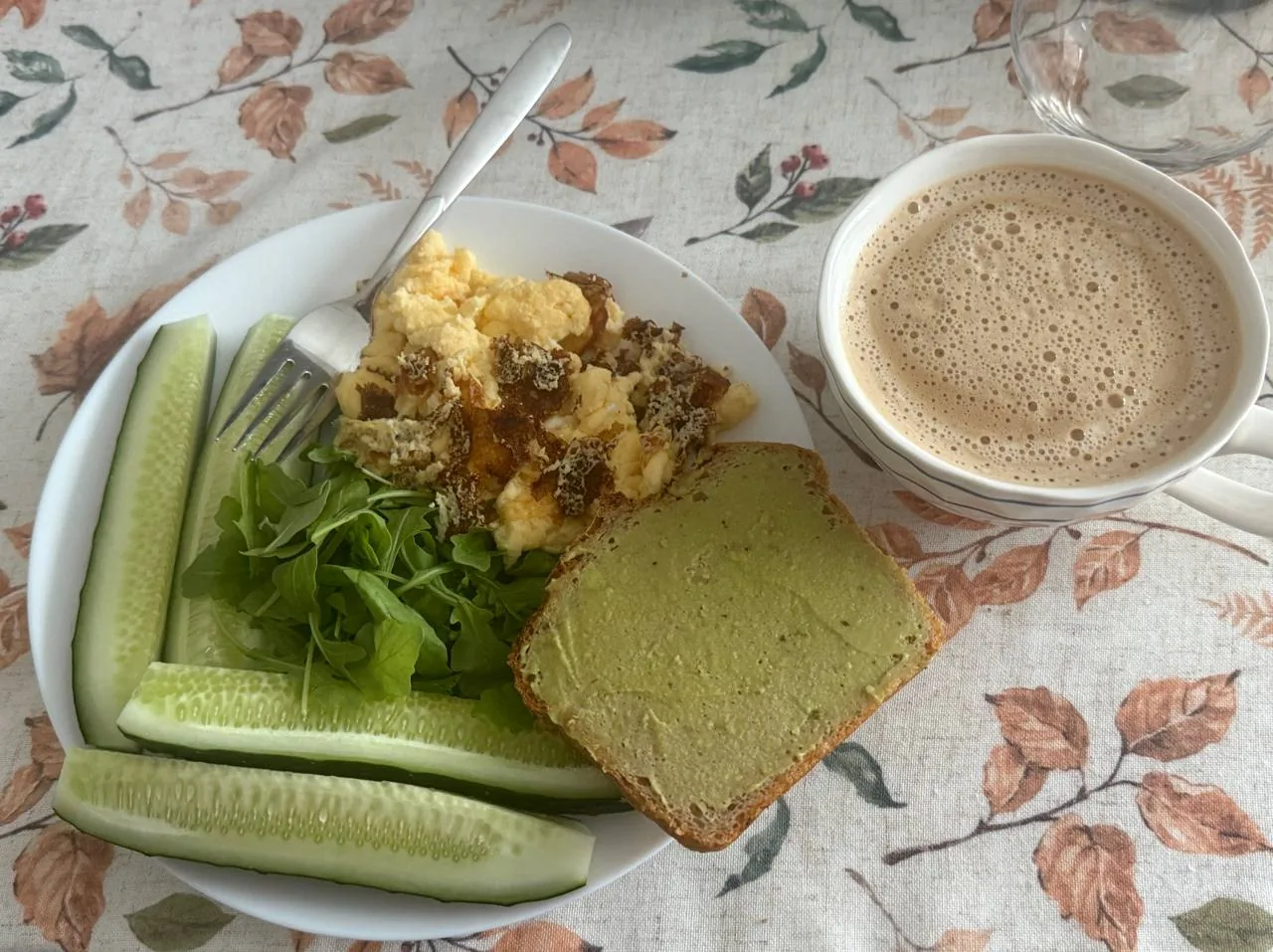 Zdjęcie w poziomie powiązane z programem Med4Slim i zdalnymi konsultacjami lekarskimi dotyczącymi leczenia otyłości