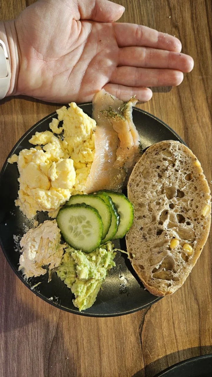 Portretowe zdjęcie osoby użytej jako ilustracja do treści o tłuszczu trzewnym i ryzykach metabolicznych